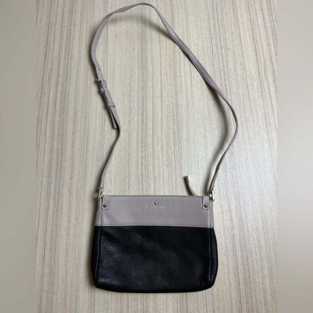 Kate Spade - Summit Court Cooper crossbody - black/  gray pebbled leather